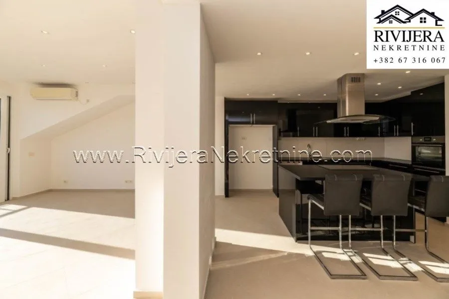 Prodaja, kuća, 297m², Topla, Herceg Novi