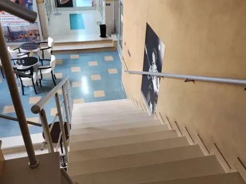 Izdavanje, poslovni prostor, 166m², Kalenić Pijaca, Vračar Sve Podlokacije - image 18