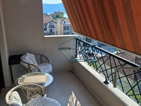 Rent, two bedroom apartment, 60m², Kalimanj, Tivat - image 11