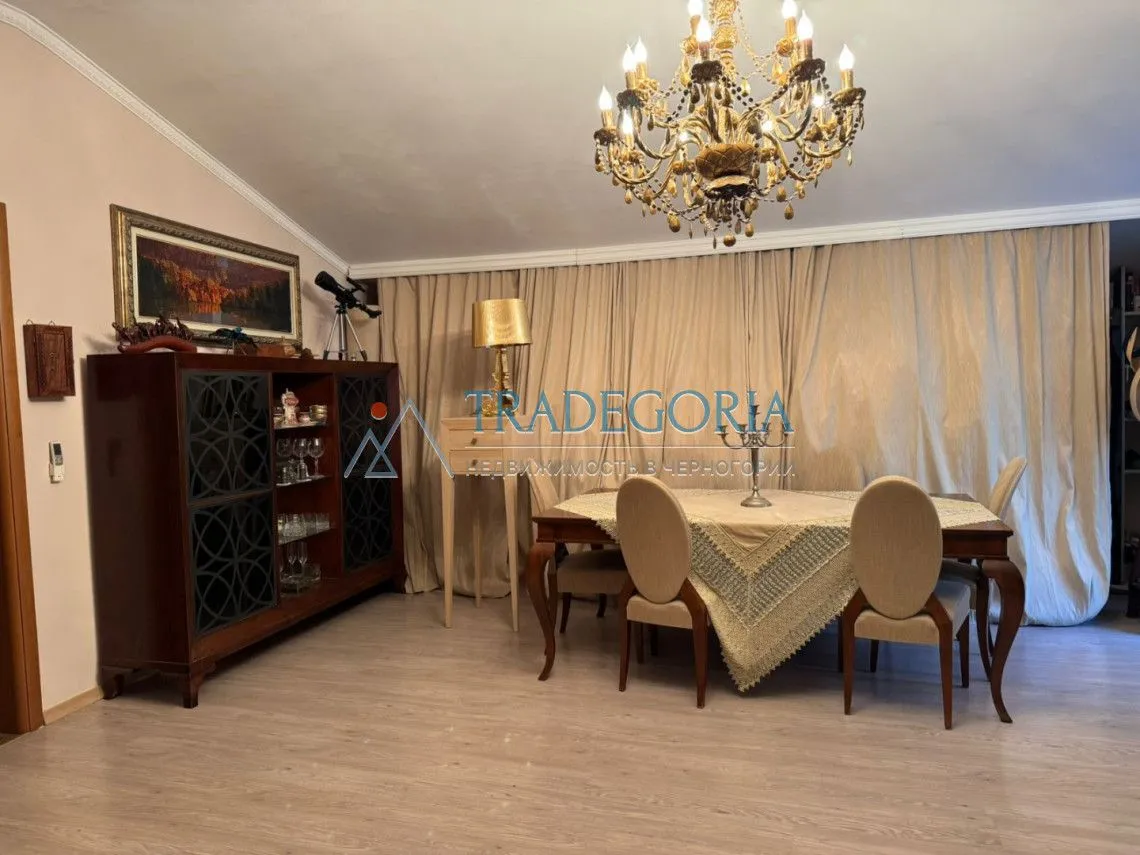 Prodaja, kuća, 302m², Bar, Crna Gora