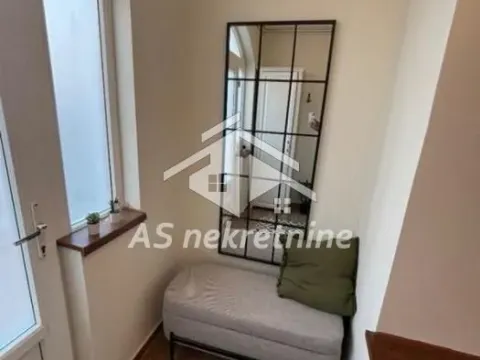 Rent, house, 120m², Slavujev Venac, Zvezdara Sve Podlokacije - image 32