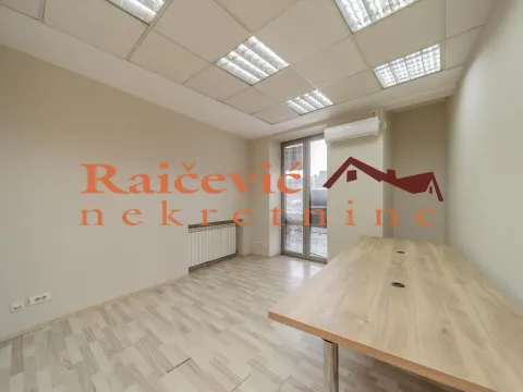 Rent, office space, 216m², Savski Venac, Beograd - image 10