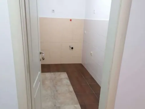 Prodaja, dvosoban stan, 59m², Bulevar Oslobodjenja, Novi Sad Sve Podlokacije - image 3