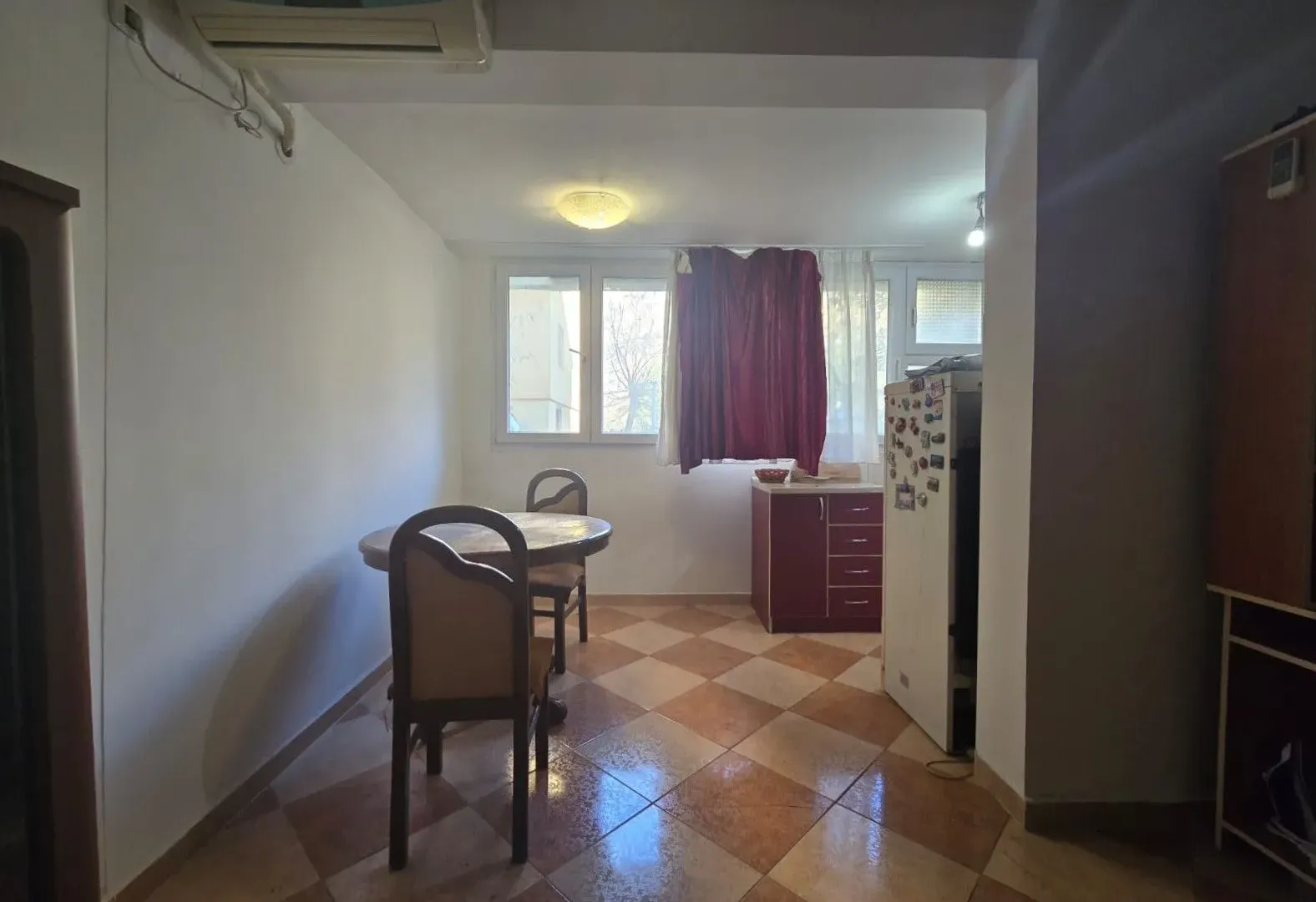 Prodaja, jednosoban stan, 30m², Škaljari, Kotor