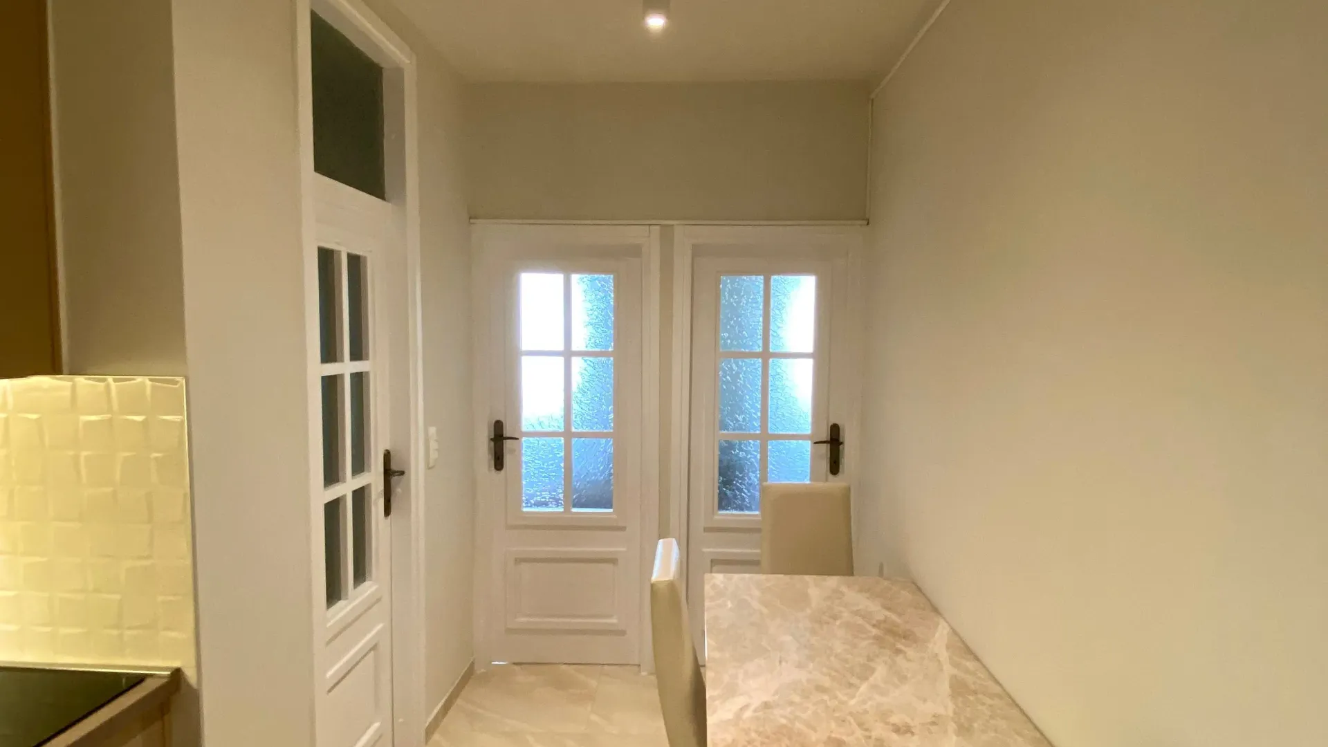 Izdavanje, jednosoban stan, 15m², Velji Vinogradi, Budva