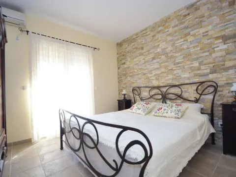 Rent, two bedroom apartment, 64m², Budva, Crna Gora - image 5