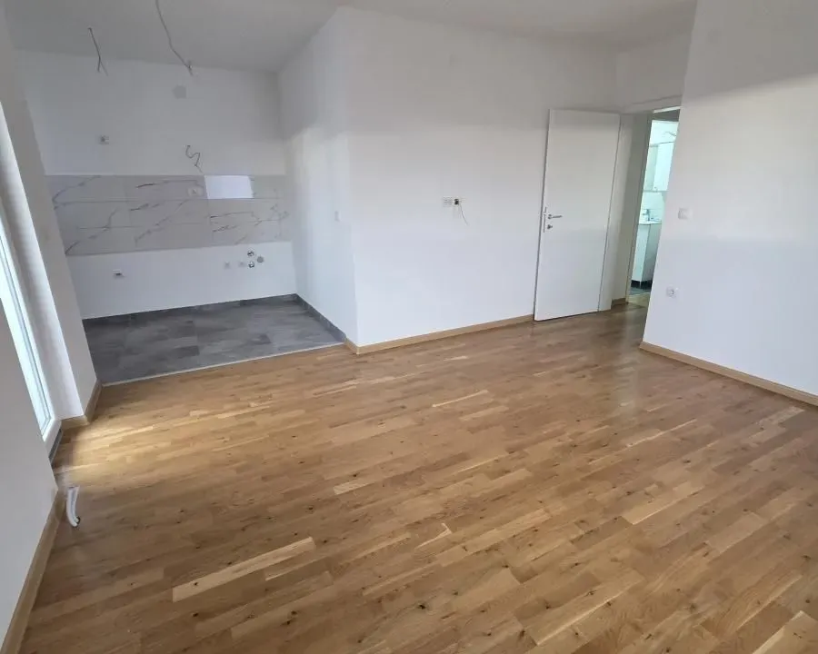Prodaja, dvosoban stan, 54m², Pantelej, Niš