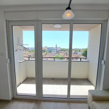 Prodaja, trosoban stan, 57m², Centar, Subotica - image 2