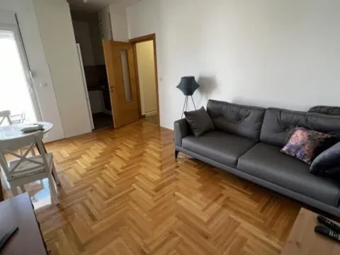 Prodaja, jednosoban stan, 49m², Tivat, Crna Gora