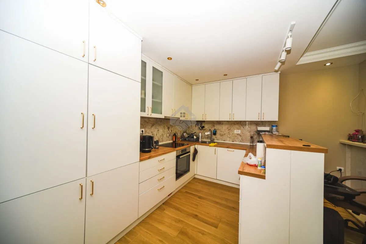 Rent, house, 135m², Murtovina, Podgorica