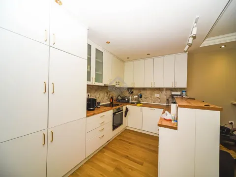 Rent, house, 135m², Murtovina, Podgorica - image 11