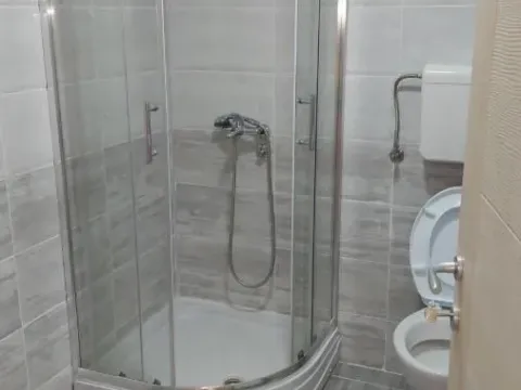 Izdavanje, jednosoban stan, 52m², Pantelej, Niš - image 5