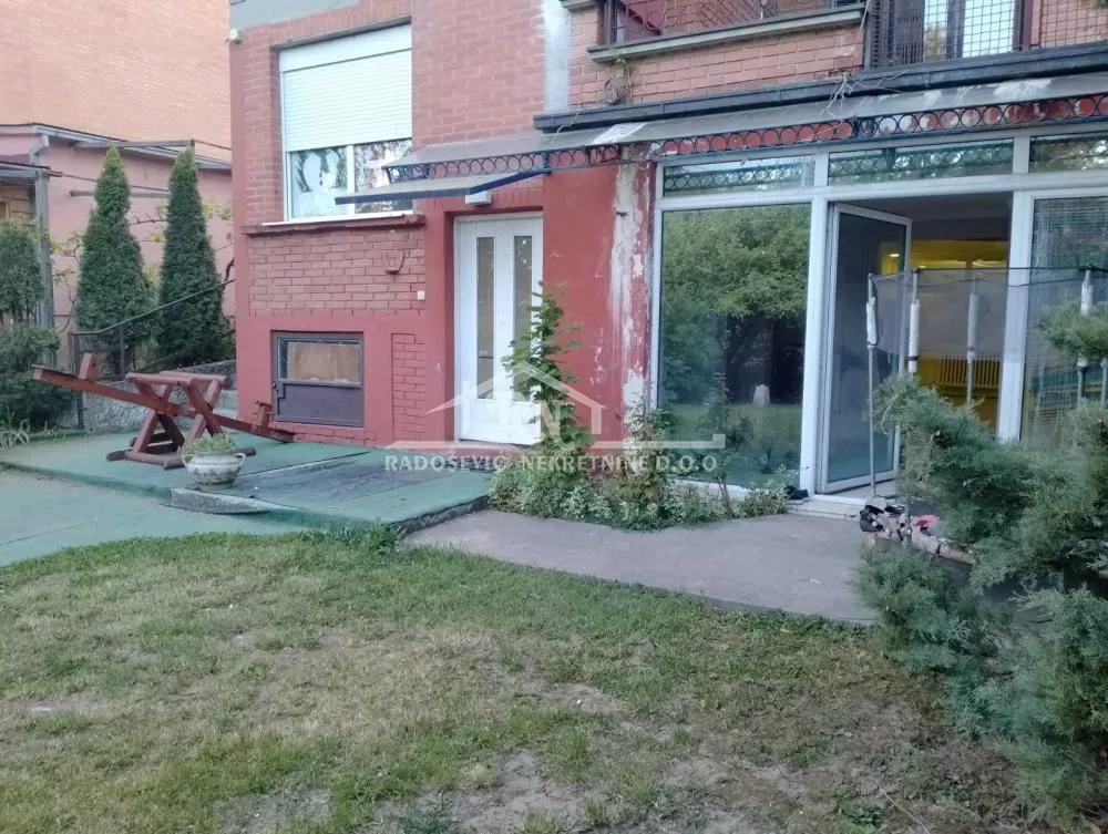 Izdavanje, poslovni prostor, 170m², Vidikovački venac, Rakovica