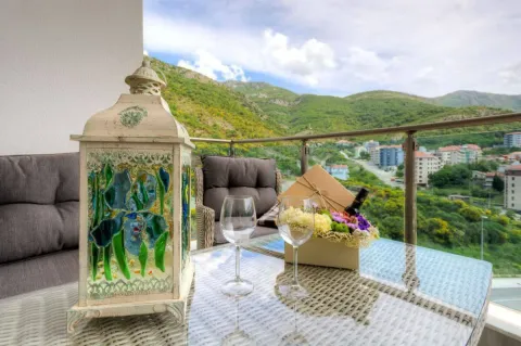 Sale, two bedroom apartment, 63m², Bečići, Budva - image 6