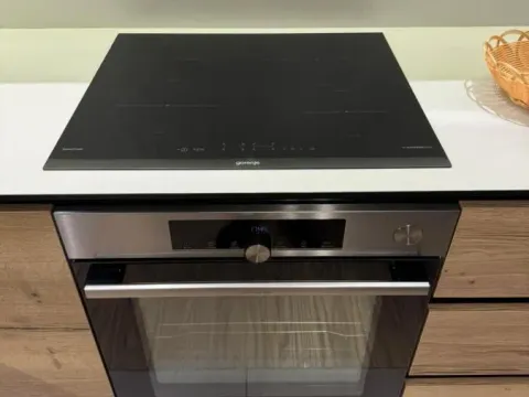 Rent, two bedroom apartment, 55m², Savski Venac, Beograd - image 7