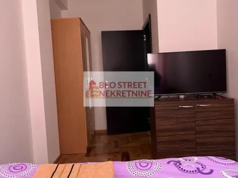 Rent, two bedroom apartment, 55m², Đeram Pijaca, Beograd - image 7