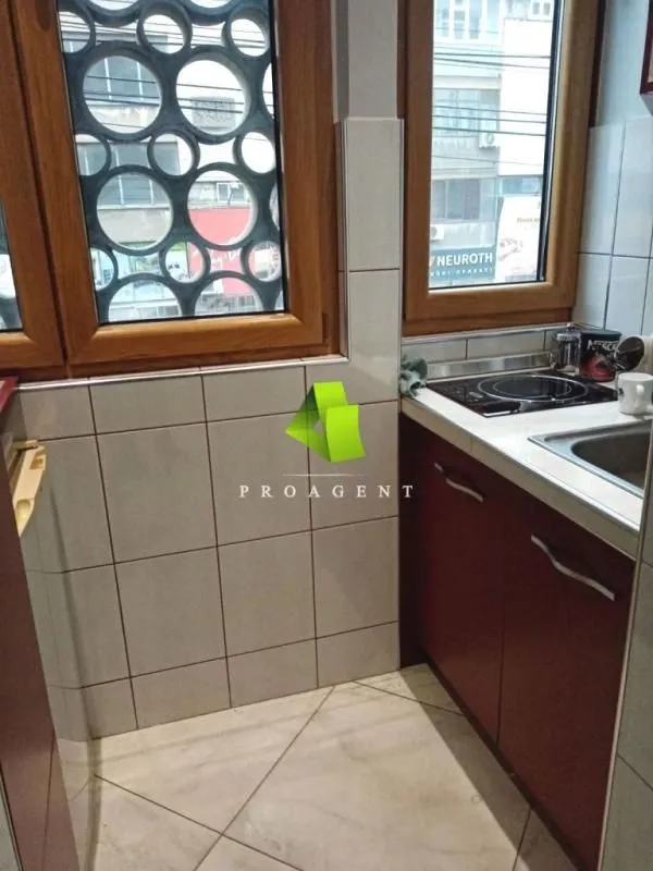 Rent, office space, 60m², Medijana, Niš