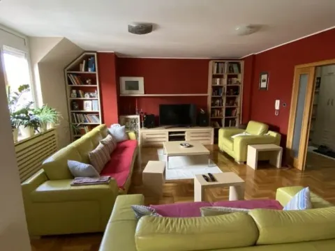 Sale, four bedroom apartment, 143m², Nova Detelinara, Novi Sad Sve Podlokacije