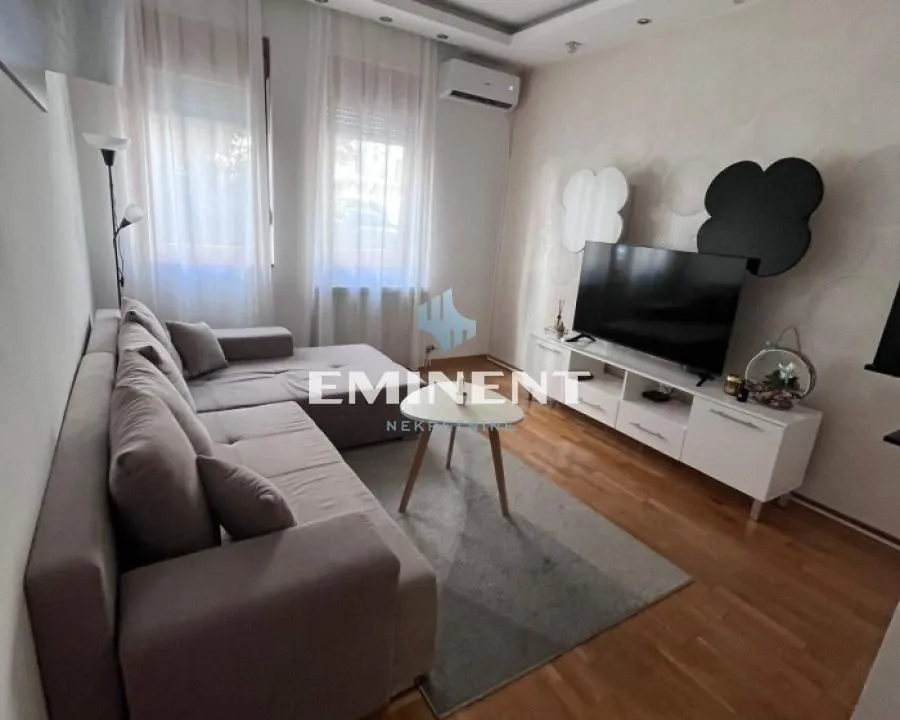 Rent, two bedroom apartment, 48m², Lipov Lad, Zvezdara Sve Podlokacije
