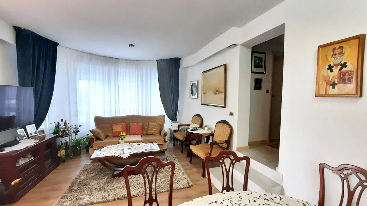 Prodaja, kuća, 363m², Zvezdara Sve Podlokacije, Beograd