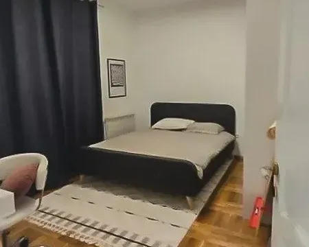 Izdavanje, kuća, 254m², Tološi, Podgorica - image 3