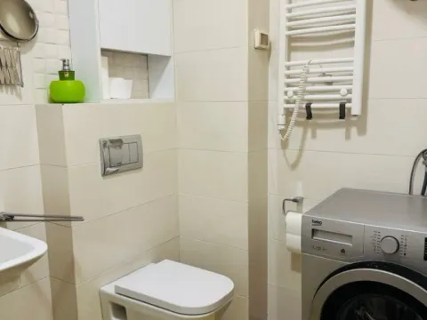 Izdavanje, jednosoban stan, 47m², City Kej, Podgorica - image 10