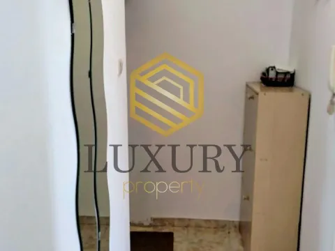 Izdavanje, garsonjera, 33m², Centar, Podgorica - image 6