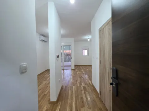 Prodaja, garsonjera, 31m², Bečići, Budva - image 18