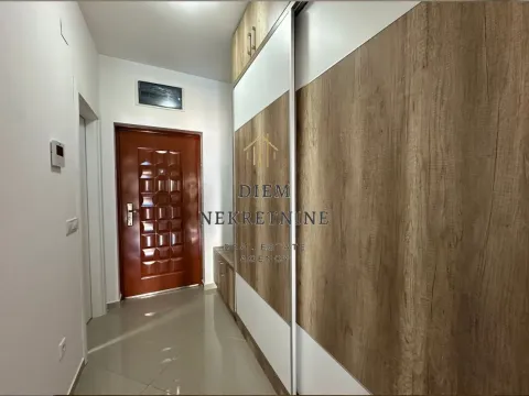 Prodaja, jednosoban stan, 59m², Šušanj, Bar - image 8