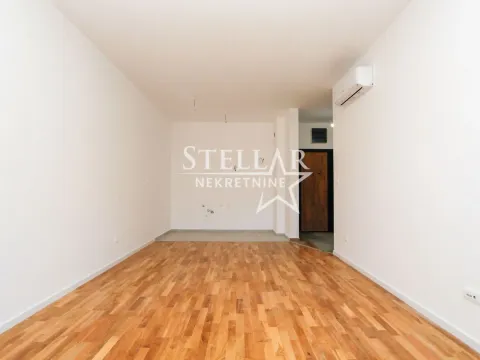 Rent, one bedroom apartment, 45m², Tološi, Podgorica - image 2