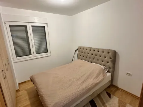 Izdavanje, jednosoban stan, 52m², Nova Dalmatinska, Podgorica - image 2