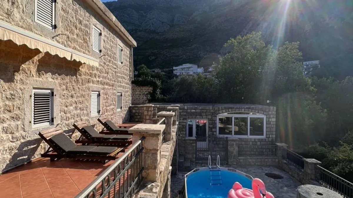 Prodaja, kuća, 243m², Reževići, Budva