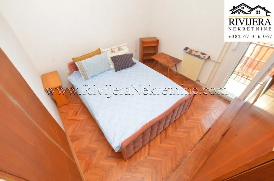 Prodaja, kuća, 220m², Centar, Herceg Novi