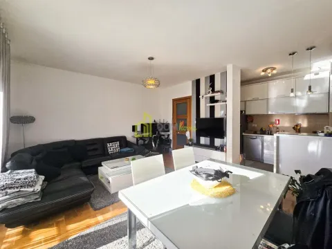 Prodaja, dvosoban stan, 69m², Pobrežje, Podgorica - image 5