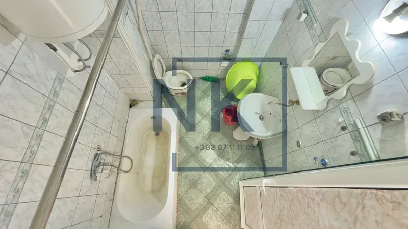 Prodaja, dvosoban stan, 71m², Pejton, Podgorica