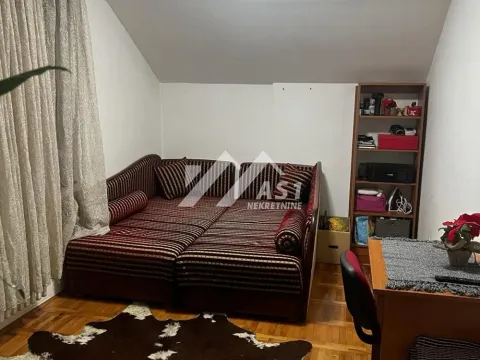 Izdavanje, dvosoban stan, 49m², Centar, Novi Sad - image 9