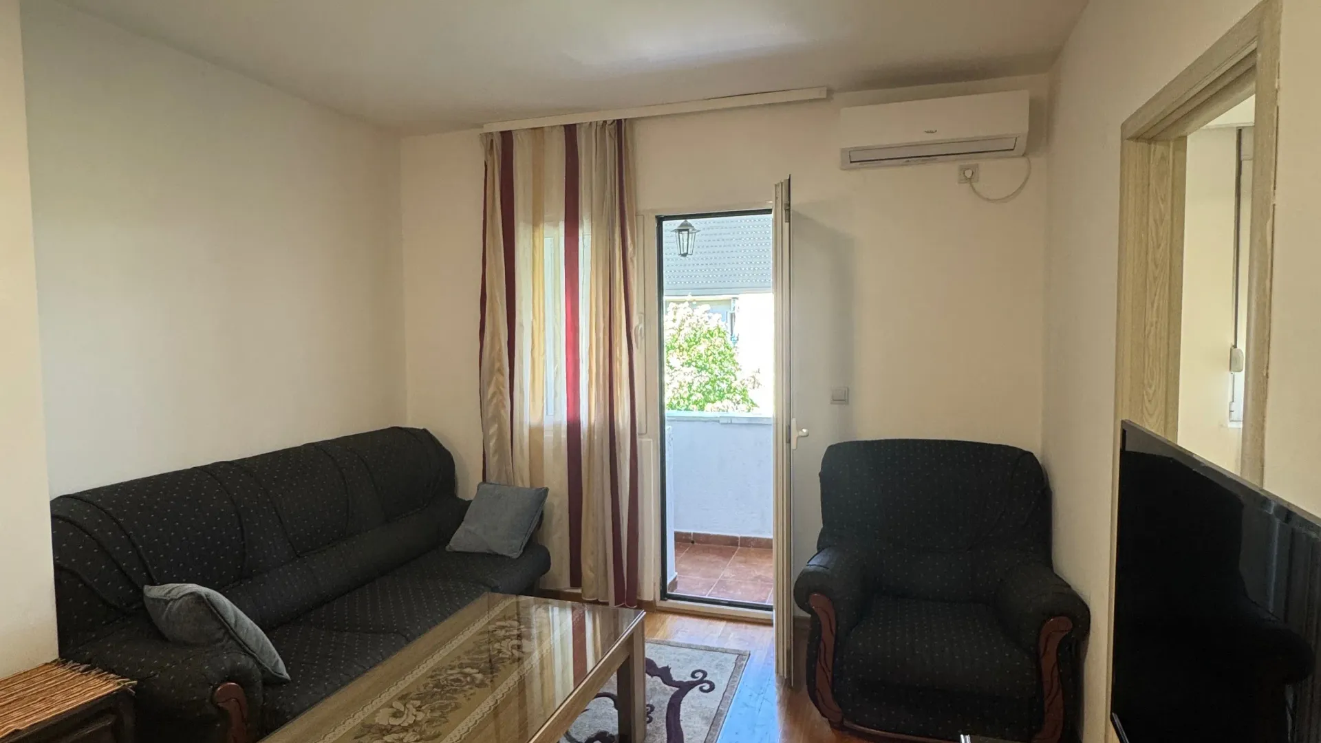 Rent, one bedroom apartment, 42m², Preko Morače, Podgorica