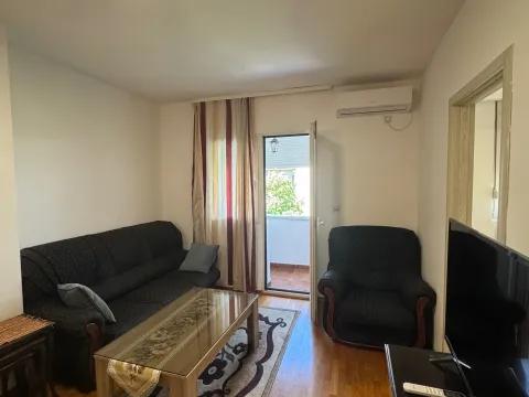 Izdavanje, jednosoban stan, 42m², Preko Morače, Podgorica - image 2