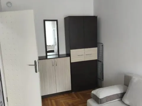 Izdavanje, jednosoban stan, 28m², Bulevar Evrope, Novi Sad Sve Podlokacije - image 5