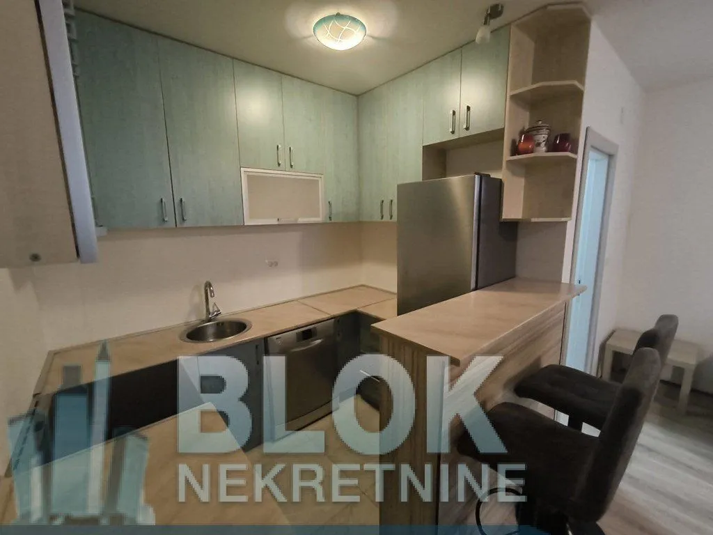 Rent, studio apartment, 28m², Podgorica, Crna Gora