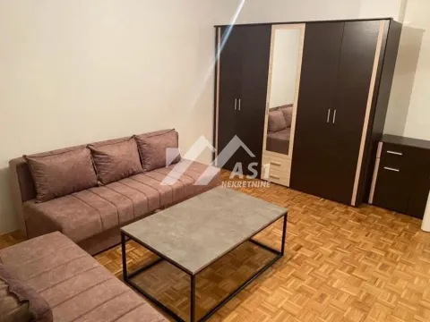 Izdavanje, dvosoban stan, 60m², Bulevar Oslobodjenja, Novi Sad Sve Podlokacije