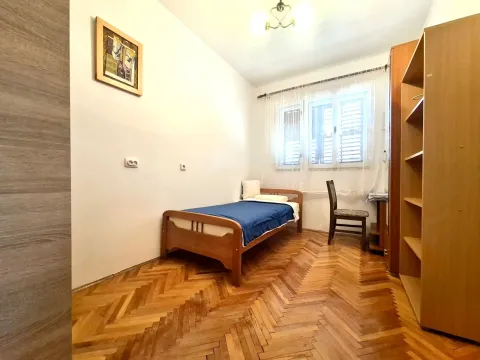 Rent, two bedroom apartment, 60m², Tološi, Podgorica - image 6