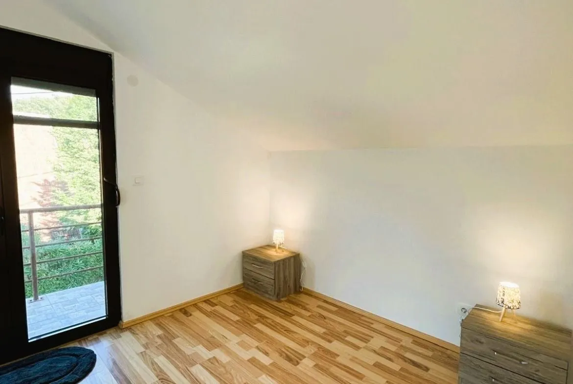Prodaja, kuća, 145m², Utjeha, Bar