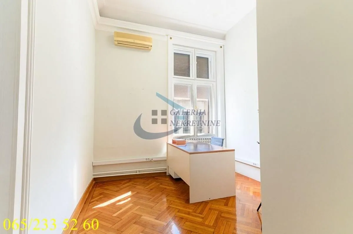 Sale, apartment, 239m², Stari Grad, Beograd