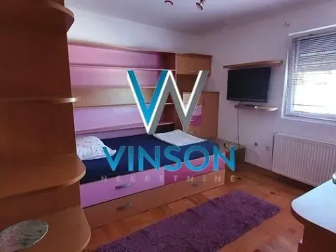 Izdavanje, četvorosoban stan, 198m², Petrovaradin, Novi Sad - image 7