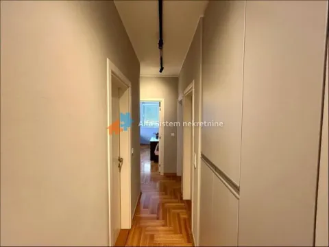 Rent, three bedroom apartment, 80m², Južni Bulevar, Vračar Sve Podlokacije - image 14