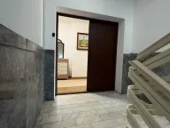 Izdavanje, trosoban stan, 100m², Jajinci, Voždovac Sve Podlokacije - image 14