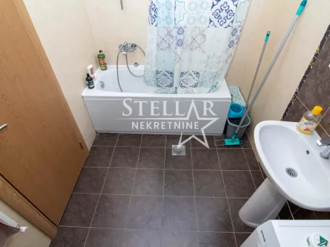 Izdavanje, kuća, 170m², Jastreb, Danilovgrad - image 25