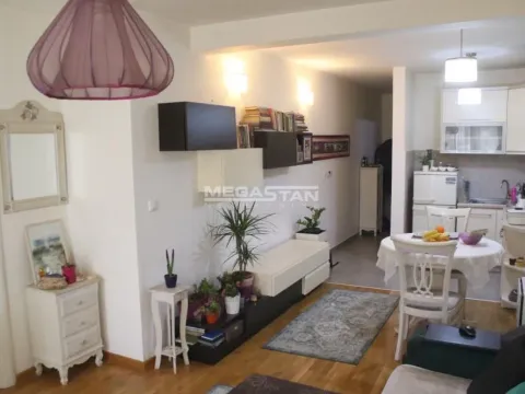 Prodaja, dvosoban stan, 50m², Đeram Pijaca, Beograd - image 2