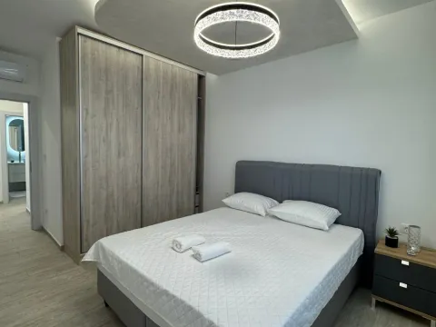 Sale, two bedroom apartment, 74m², Bečići, Budva - image 15
